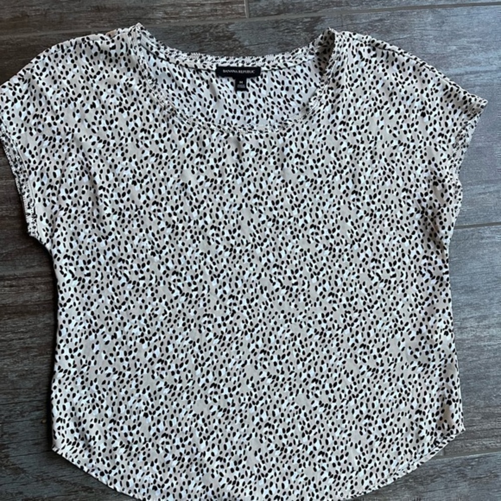 Banana Republic Blouse l Size Medium l EUC